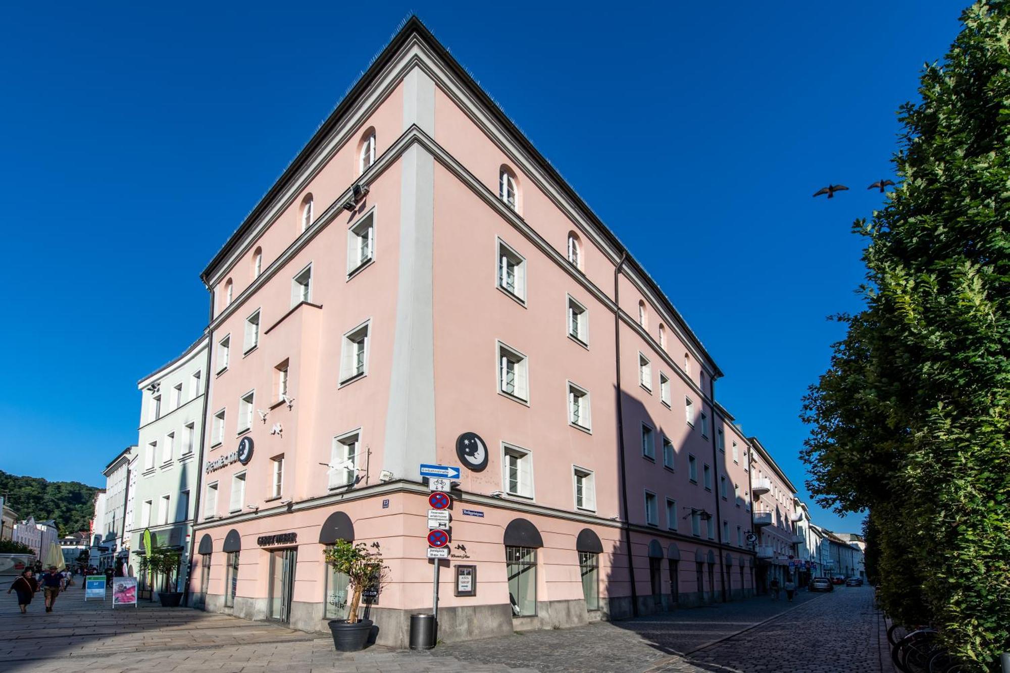 Premier Inn Passau Weisser Hase Exteriör bild
